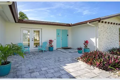 1432 Wellington Ct, Cape Coral, FL 33904 - Photo 1