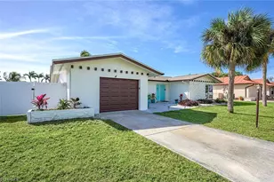 1432 Wellington Ct, Cape Coral, FL 33904 - Photo 26