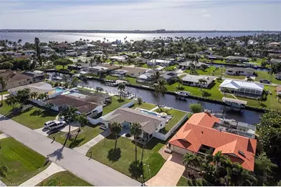 1432 Wellington Ct, Cape Coral, FL 33904 - Photo 28