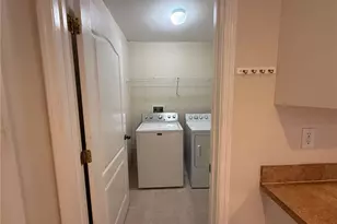 1823 NW 31st St, Cape Coral, FL 33993 - Photo 6