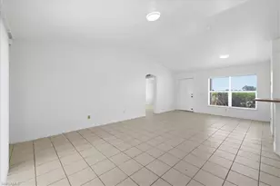 422 NW 11th Terrace, Cape Coral, FL 33993 - Photo 14
