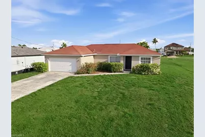 422 NW 11th Ter, Cape Coral, FL 33993 - Photo 1