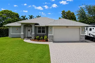 6681 Garland St, Fort Myers, FL 33966 - Photo 2
