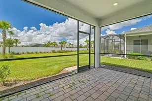 42218 Edgewater Dr, Punta Gorda, FL 33982 - Photo 4