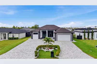 18 NE 6th St, Cape Coral, FL 33909 - Photo 1