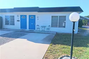 2 Tangelo Ct, Lehigh Acres, FL 33936 - Photo 2