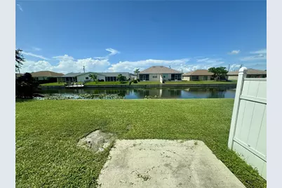 704 SE 6th Ter, Cape Coral, FL 33990 - Photo 14