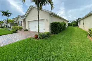 3425 Cancun Ct, Cape Coral, FL 33909 - Photo 2