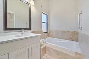 17623 Marco Island Ln, Fort Myers, FL 33908 - Photo 20