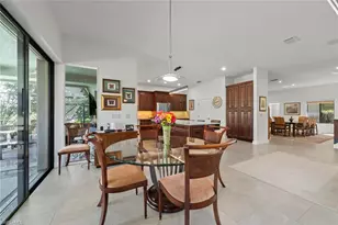 8301 Glenfinnan Cir, Fort Myers, FL 33912 - Photo 32