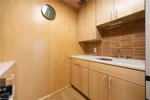 3225 E Riverside Dr, Fort Myers, FL 33916 - Photo 12