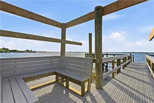 3225 E Riverside Dr, Fort Myers, FL 33916 - Photo 46