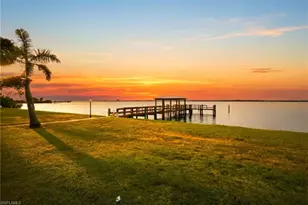 3225 E Riverside Dr, Fort Myers, FL 33916 - Photo 28
