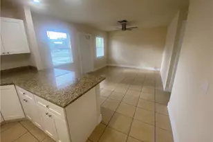 2217-2219 Violet Dr, Fort Myers, FL 33905 - Photo 6