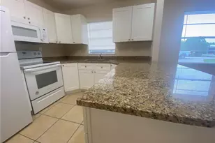 2217-2219 Violet Dr, Fort Myers, FL 33905 - Photo 4