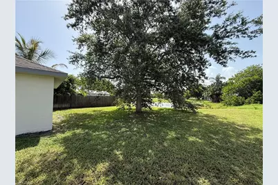 724 Orchard Park Dr, Clewiston, FL 33440 - Photo 20