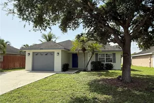 724 Orchard Park Dr, Clewiston, FL 33440 - Photo 1
