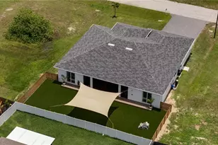 812 NW 37th Ave, Cape Coral, FL 33993 - Photo 34