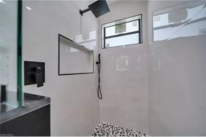 824 SW 15th St, Cape Coral, FL 33991 - Photo 22