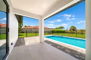 824 SW 15th St, Cape Coral, FL 33991 - Photo 2
