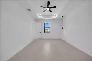824 SW 15th St, Cape Coral, FL 33991 - Photo 16