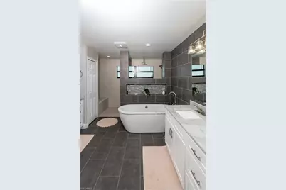 10600 McGregor Blvd, Fort Myers, FL 33919 - Photo 16