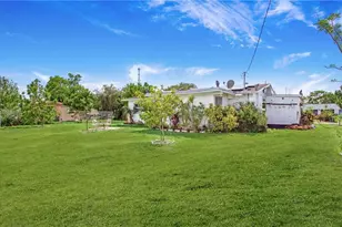 515 York Rd, Lehigh Acres, FL 33936 - Photo 14