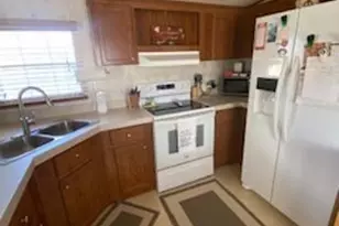 11000 Ballweg Ln, Fort Myers, FL 33908 - Photo 8
