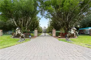 15010 Orange River Rd, Fort Myers, FL 33905 - Photo 2