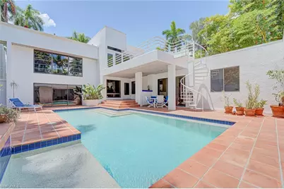 1215 Caloosa Dr, Fort Myers, FL 33901 - Photo 1