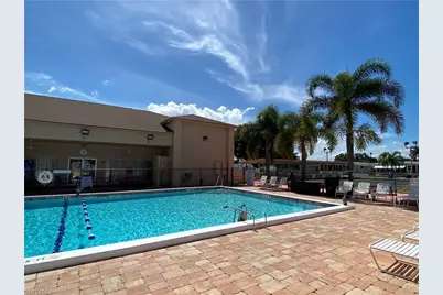33 Poinsettia Dr, Fort Myers, FL 33905 - Photo 14
