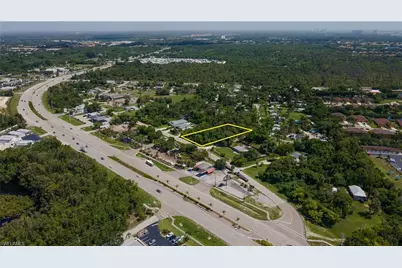 20190 Trailside Dr, Estero, FL 33928 - Photo 16