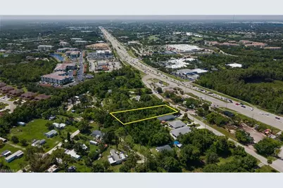 20190 Trailside Dr, Estero, FL 33928 - Photo 18