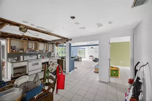 6210 Briarcliff Rd, Fort Myers, FL 33912 - Photo 12