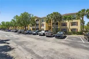 4121 Residence Drive, Fort Myers, FL 33901 - Photo 2