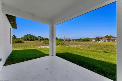 916 Manresa Ave S, Lehigh Acres, FL 33974 - Photo 20