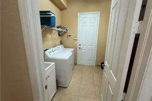 10253 Gulfstone Ct, Fort Myers, FL 33913 - Photo 8