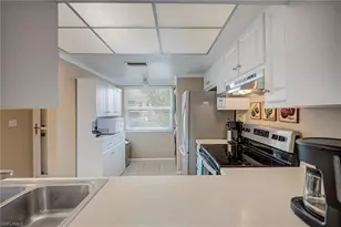 4629 SE 5th Pl, Cape Coral, FL 33904 - Photo 6
