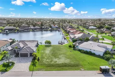 3127 SW 29th Ave, Cape Coral, FL 33914 - Photo 2