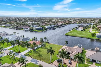 2834 SW 30th St, Cape Coral, FL 33914 - Photo 10