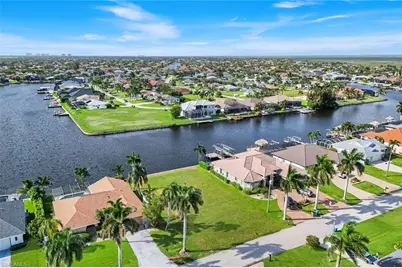 2834 SW 30th St, Cape Coral, FL 33914 - Photo 4
