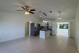 1905 NE 6th St, Cape Coral, FL 33909 - Photo 8