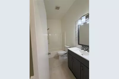 1905 NE 6th St, Cape Coral, FL 33909 - Photo 16