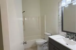 1905 NE 6th St, Cape Coral, FL 33909 - Photo 16
