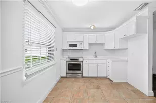 2238 Towles St, Fort Myers, FL 33916 - Photo 8