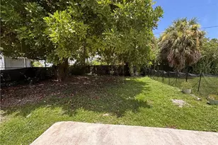 1977 46th St SW, Naples, FL 34116 - Photo 14