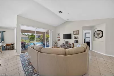 2613 SW 27th St, Cape Coral, FL 33914 - Photo 6