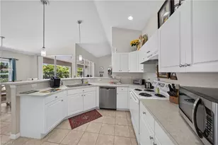 2613 SW 27th St, Cape Coral, FL 33914 - Photo 10