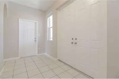 1013 SW 33rd St, Cape Coral, FL 33914 - Photo 4