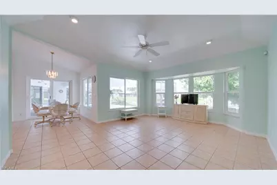 3902 SE 13th Ave, Cape Coral, FL 33904 - Photo 16